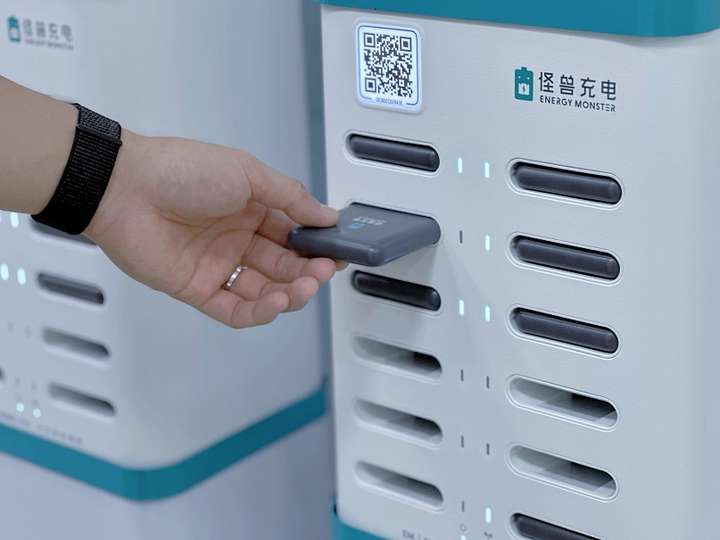 自助租赁柜24小时无人售货机AI无人机扫码租借机(图1)